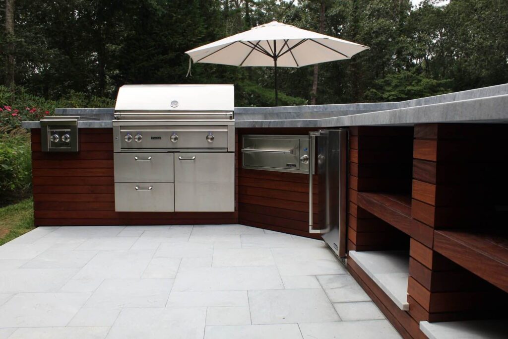 southampton-new-york-outdoor-kitchens